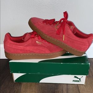 Suede Classic Pumas